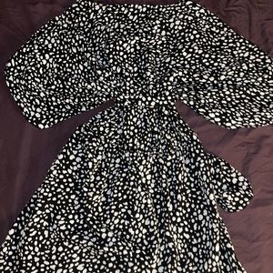 Xl romper black /white
